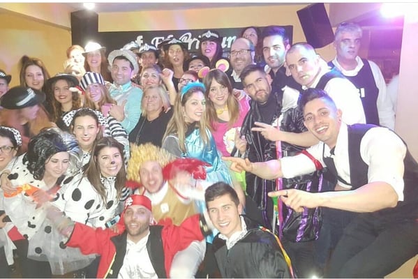 cena temática carnaval de cadiz