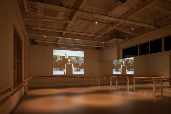 プロジェクター