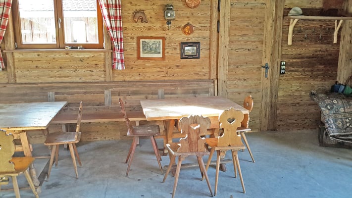 Wirleitner - Gaststube aus original Altholz