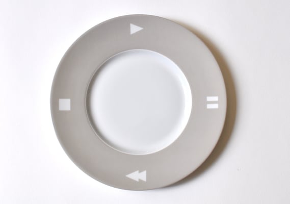 ASSIETTE PLAY'TE - PORCELAINE DE LIMOGES