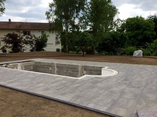 Gartenpflege Franke - Ihr Landschaftsgaertner für Teichbau und Bewaesserungsanlagen in Nidda, Hungen, Lich, Buedingen, Bad Vilbel, Butzbach, Altenstadt, Bad Vilbel und Wölfersheim