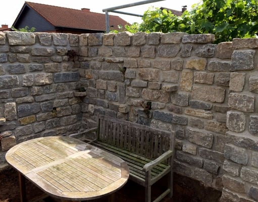 Gartenpflege Franke - Ihr Landschaftsgaertner für Natursteinmauern in Nidda, Hungen, Lich, Buedingen, Bad Vilbel, Butzbach, Altenstadt, Bad Vilbel und Wölfersheim