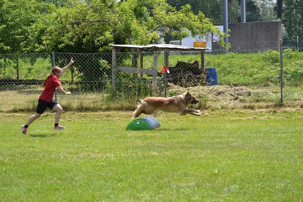 Karina Jankovits mit Bärli