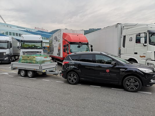 Unsere Flaschen sind nun fast 2 Monate an der deutschen Grenze blockiert gewesen (Corona)