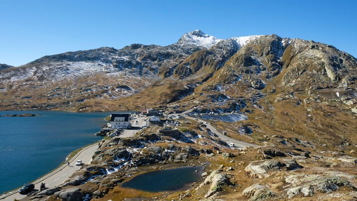 Grimselpasshöhe. Im Hintergrund das Sidelhorn.