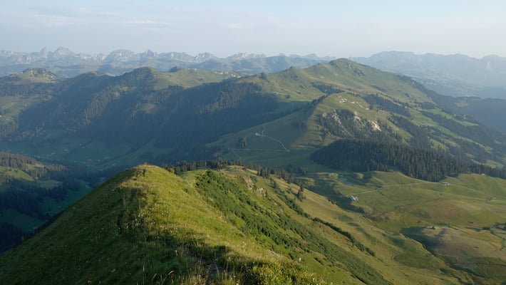 und immer weiter den Grat hoch