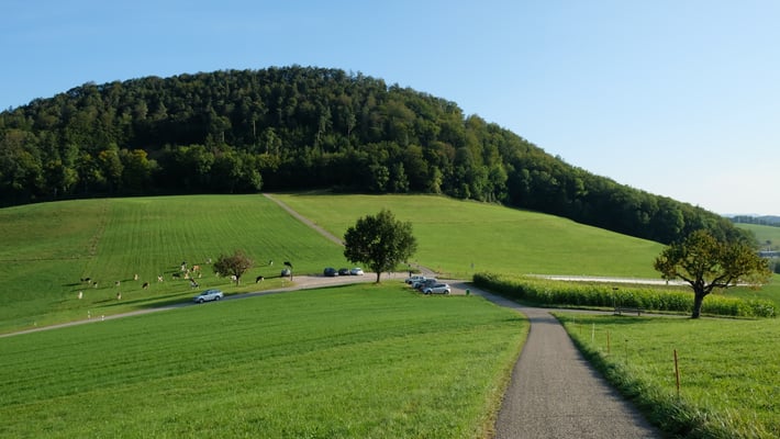 Parkplatz auf der Eichhöhe zwischen Bretzwil und Reigoldswil