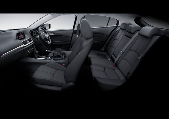 アクセラスポーツ 15S インテリア