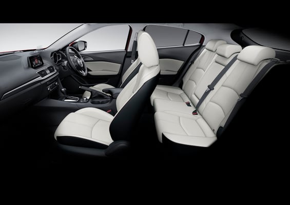 アクセラスポーツ 15XD L Package インテリア