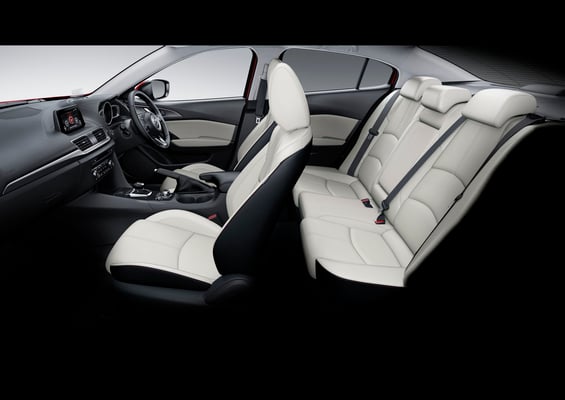 アクセラハイブリッド HYBRID-S L Package インテリア