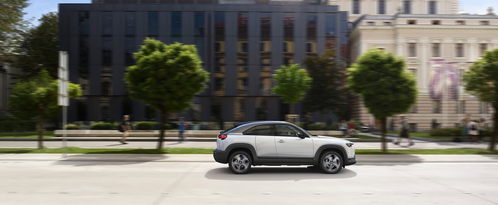 MAZDA MX-30　マイルドハイブリッドモデル(国内仕様)