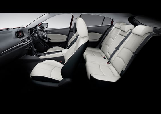 アクセラスポーツ 22XD L Package インテリア