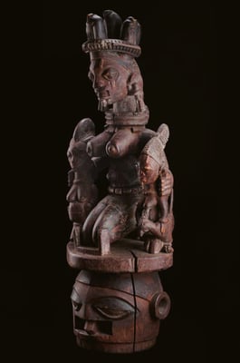 頭上面「エパ」　　ナイジェリア　ヨルバ　木に着彩　高さ1130mm