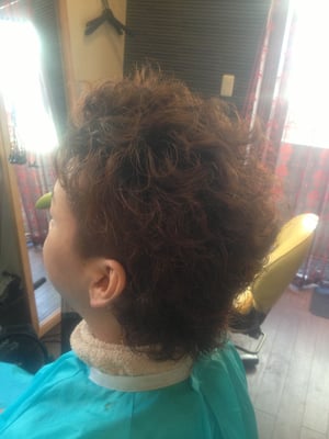 メンズ　パーマスタイル　ツーブロック