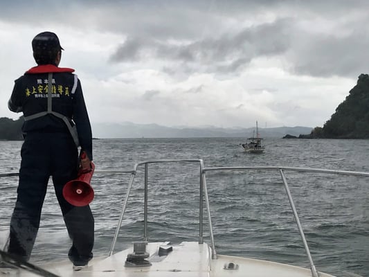 注意が必要な場合の退避要請や本船への情報提供