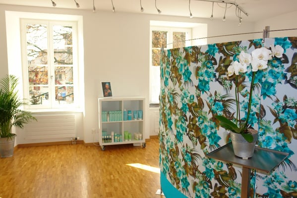 lemongrass Lenzburg, Denise Donà, Fusspflege · Kosmetik · Styling