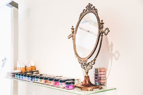 lemongrass Lenzburg, Denise Donà, Fusspflege · Kosmetik · Styling