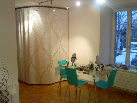 lemongrass Lenzburg, Denise Donà, Fusspflege · Kosmetik · Styling