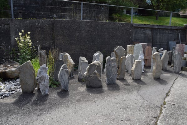 Findlingsgrabsteine, Findlingsstein, Adelboden, André Iseli Steinmetz, Wimmis