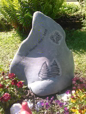 Grabstein, Findling Nr. 8