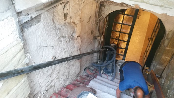 Natursteinarbeiten, Steinmetz, Kellersanierung