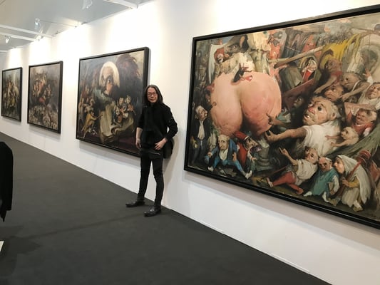 Yongbo Zhao in front of his paintings, Art Karlsruhe 2018 (Photo: Klaus Kiefer)
