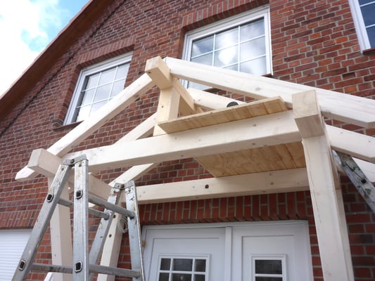 Haustürvordach "Wiepenkathen 2" - Foto (5): KÄPPLER BauTischlerei