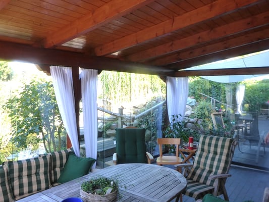 Windschutz Glasschiebe-Anlage Harsefeld Foto (5): KÄPPLER BauTischlerei