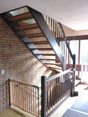 Wangentreppe Eiche, " Mulsum 2 " (1) - Foto: KÄPPLER BauTischlerei