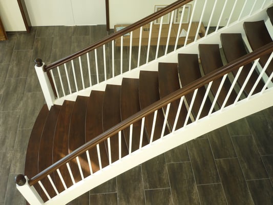 Treppen-Sonderanfertigung in Buche, "Jork" (1) - Foto: KÄPPLER BauTischlerei