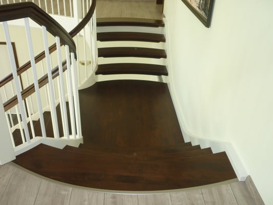 Treppen-Sonderanfertigung in Buche, "Jork" (4) - Foto: KÄPPLER BauTischlerei