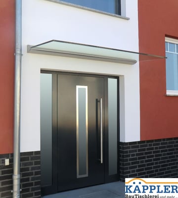 Haustürvordach KÄPPLER BauTischlerei - Foto: KÄPPLER BauTischlerei (by Pantherglas)