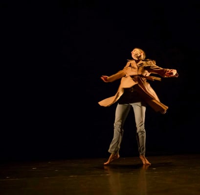 "Coated" - short dance solo - created and performed by Mareike Franz_04