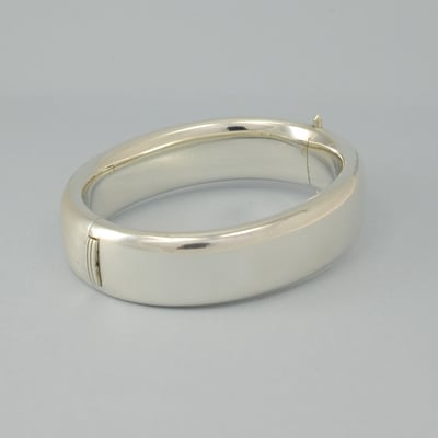 Silberarmreif,  mit extem langlebigen Weißgoldschnepper