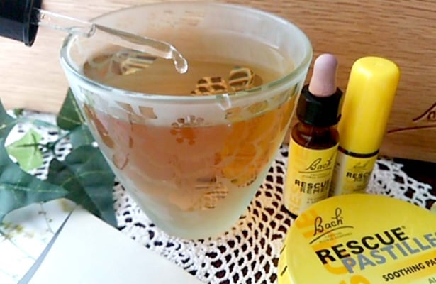 フラワーエッセンス