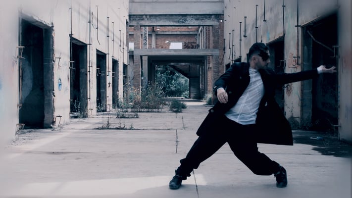 Servizi fotografici, servizi video per la danza e il teatro, cagliari e sardegna, saggi, eventi , balletto, ballerine e ballerini, videomaker, video danza, videodance, screendance. regia cinema videoclip moda fashion architettura immobilare