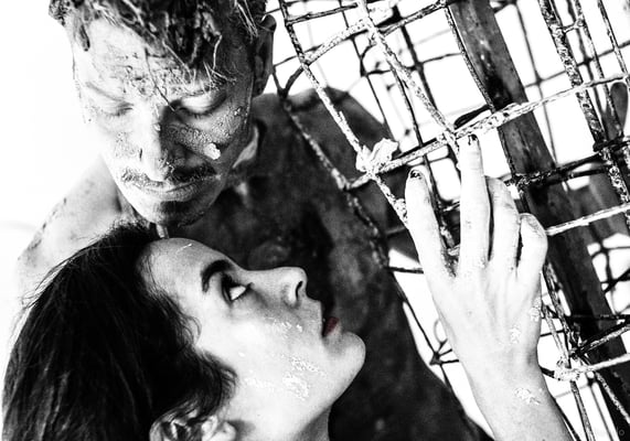 Luca Di Bartolo, architetto fotografo, videomaker Servizi fotografici e video per  architettura, fotografia industriale aziendale, commerciale e immobiliare a Cagliari e in Sardegna. Servizio fotografico e video per  matrimonio e cerimonie, moda e fashion