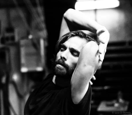 Luca Di Bartolo, architetto fotografo, videomaker Servizi fotografici e video per  architettura, fotografia industriale aziendale, commerciale e immobiliare a Cagliari e in Sardegna. Servizio fotografico e video per  matrimonio e cerimonie, moda e fashion