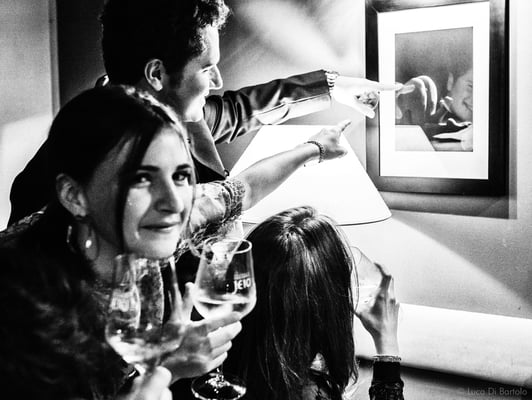 Realizzo servizi fotografici e video per feste e compleanni, anniversari, convention aziendali, discoteche a Cagliari e Sardegna.