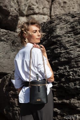 AngelaBarbieriDesign fotografia per la moda italia sardegna cinema fashion videomaker abbigliamento  borse a tracolla fotografo cagliari  stilista modella Shooting - Pubblicità - Editoriali per brands magazines aziende