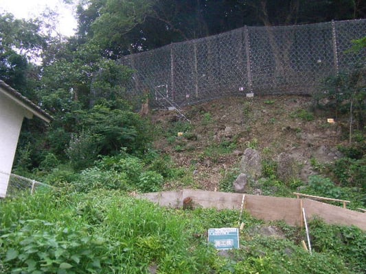 「丸の内 崩壊対策工事」（H29 宇和島市）発注者：愛媛県