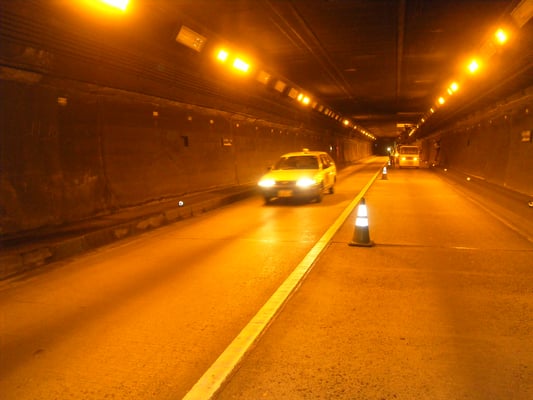 「夜昼トンネル 防災安全工事」（H27 大洲市）発注者：愛媛県