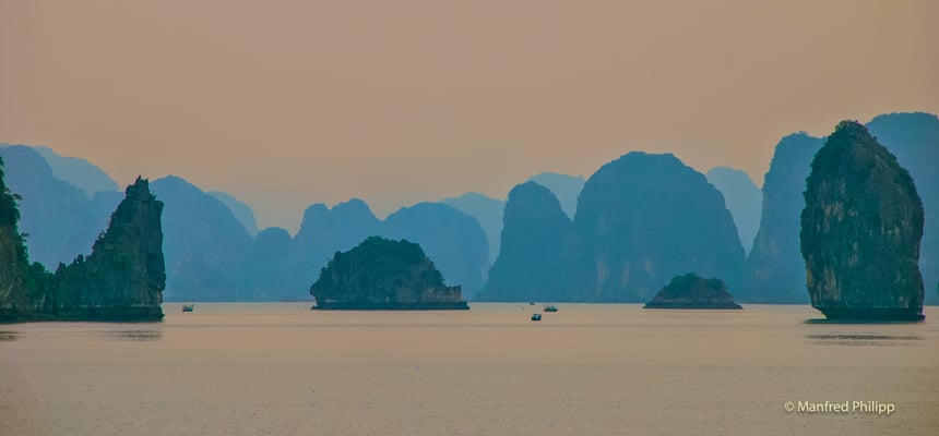 Halong-Bay, Vietnam