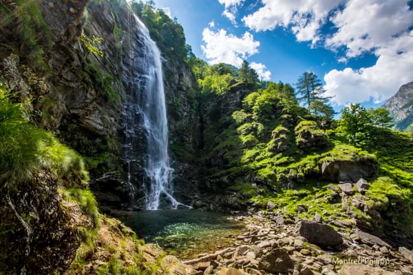 Wasserfall bei Sonogno, Tessin