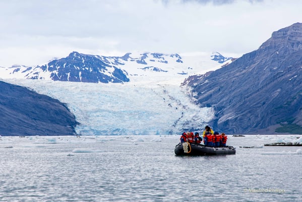 Zodiacfahrt in der Icy Bay