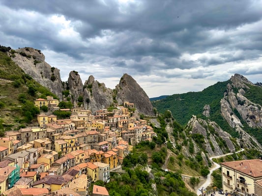 Gewitterstimmung über Castelmezzano