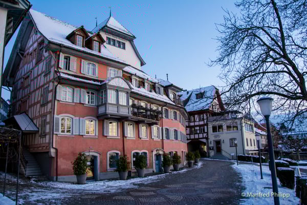 Eingang zur Zuger Altstadt im Winter