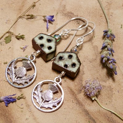 blog over distel als symbool van Schotland, Outlander en fantasy sieraden met een distel