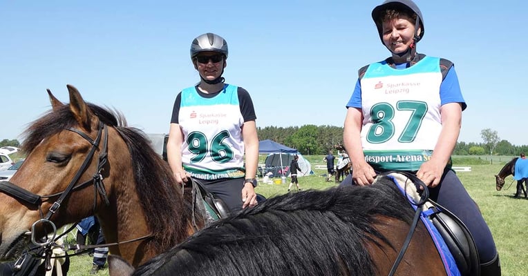 Startnummernleibchen für die Pferdesport-Arena in Schildau