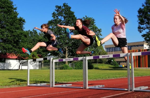 Wagemutig beim Hürdensprint